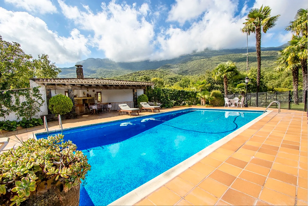 Villa-Gerone-REF7418526
